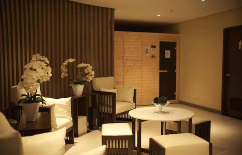 Classy 2Br Suite At Eastwood City With Pool And City Skyline View Manila Luaran gambar