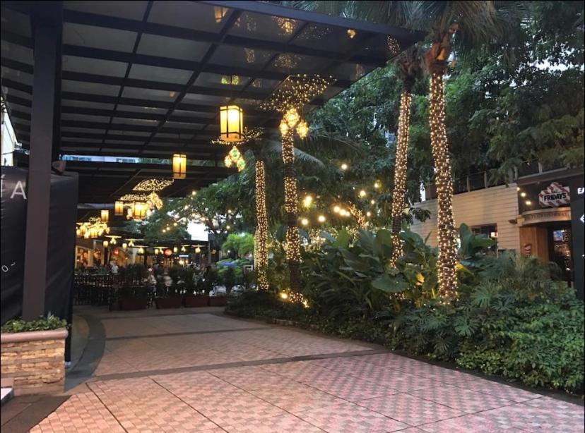 Classy 2Br Suite At Eastwood City With Pool And City Skyline View Manila Luaran gambar
